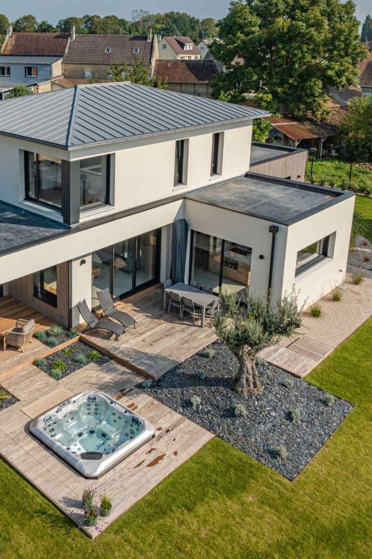 🛡️ SurveilTech : La Révolution de la Sécurité Connectée